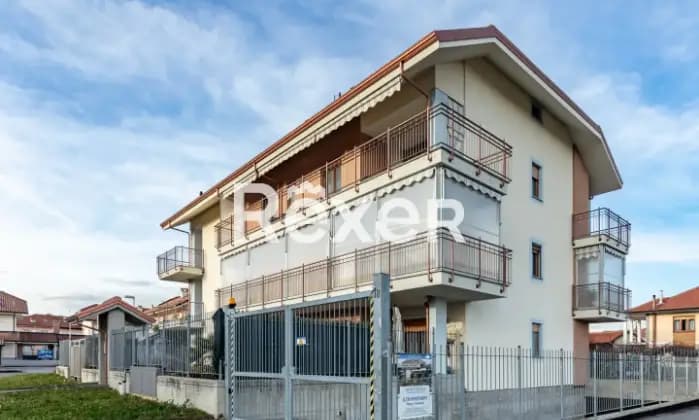 Rexer-Ciri-Appartamento-ultimo-piano-con-terrazzo-Terrazzo