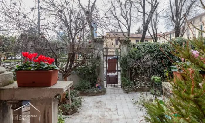 Rexer-Milano-Appartamento-in-villa-del-con-giardino-Possibilit-acquisto-box-auto-Giardino