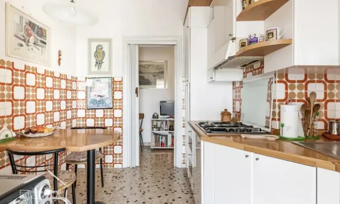 Rexer-Firenze-Via-Bartolomeo-Scala-Appartamento-mq-ultimo-piano-con-posto-auto-coperto-Cucina