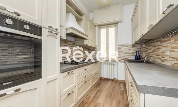 Rexer-Roma-Colli-Portuensi-Bilocale-con-balcone-in-ottime-condizioni-interne-Cucina