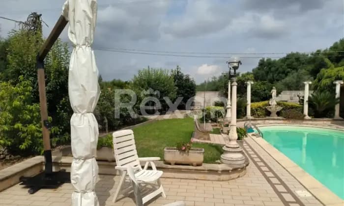 Rexer-Sassari-Villetta-indipendente-con-giardino-e-piscina-Terrazzo