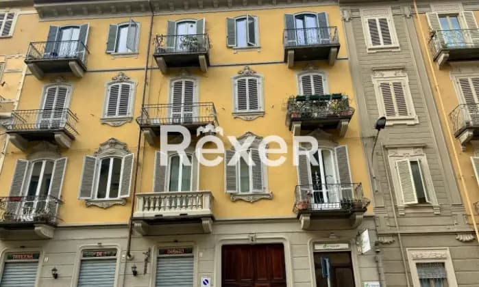Rexer-Torino-Appartamento-mq-con-cantina-e-box-auto-singolo-Terrazzo