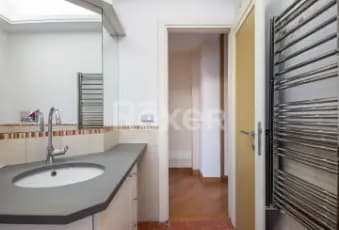 Rexer-Roma-Corso-Francia-Appartamento-piano-alto-con-terrazza-e-box-auto-Bagno
