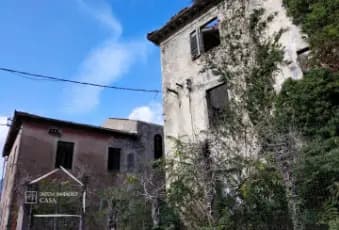 Rexer-Capannori-Ex-edificio-industriale-con-corpo-abitativo-separato-Terrazzo