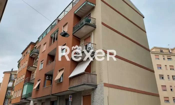 Rexer-Abbiategrasso-Centro-citt-bilocale-con-balcone-e-cantina-secondo-piano-con-ascensore-Terrazzo