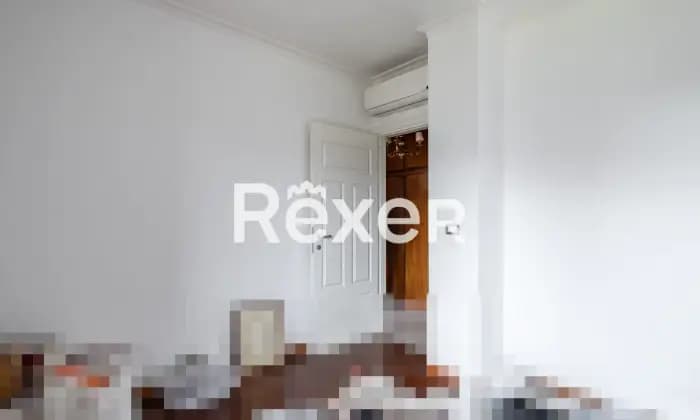 Rexer-Roma-Via-Renato-Cesarini-Appartamento-mq-con-due-posti-auto-Altro