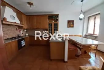 Rexer-Rovellasca-Casa-semiindipendente-in-centro-storico-Altro