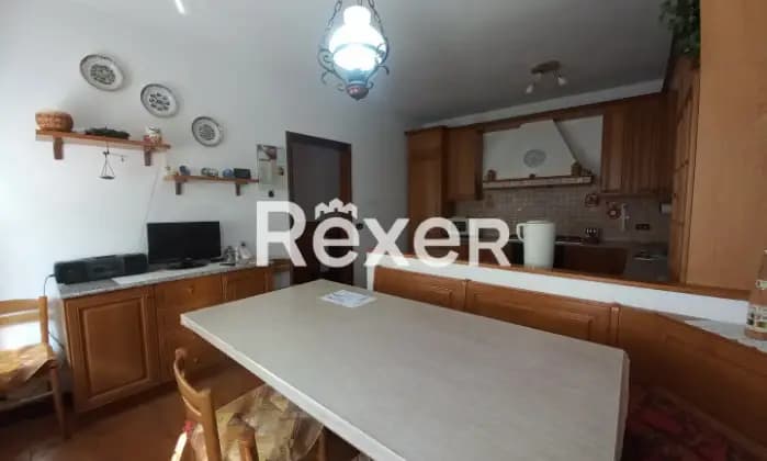 Rexer-Rovellasca-Casa-semiindipendente-in-centro-storico-Cucina