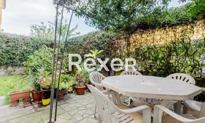 Rexer-Roma-Infernetto-Appartamento-con-giardino-Terrazzo