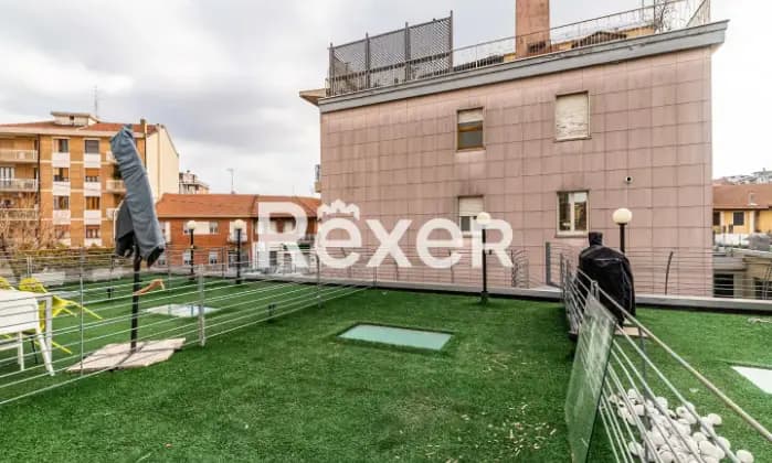 Rexer-Torino-Loft-di-recente-costruzione-Giardino