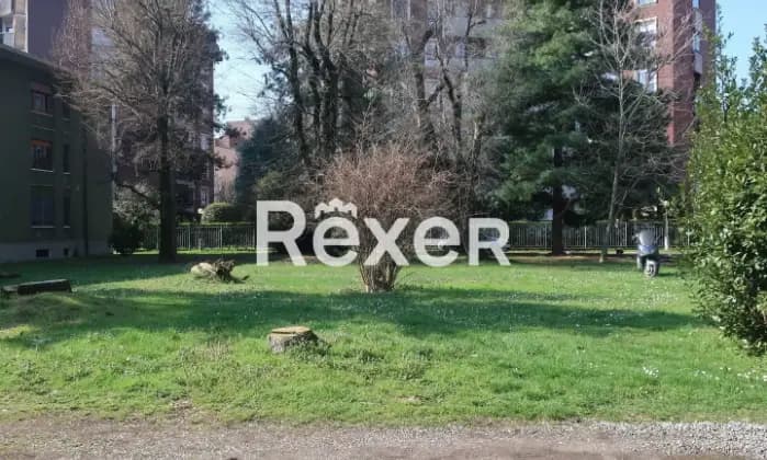 Rexer-Monza-Bilocale-da-ristrutturare-Giardino