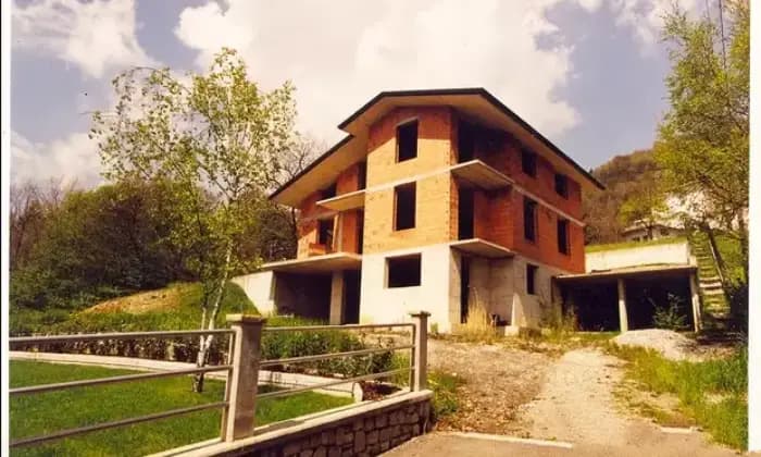 Rexer-Berbenno-Vendesi-Villa-singola-in-costruzione-IN-VALLE-IMAGNA-Terrazzo