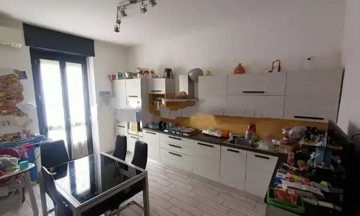 Rexer-Moncalieri-Vevndesi-appartamento-in-via-SestriereSan-PietroMoncalieri-Cucina