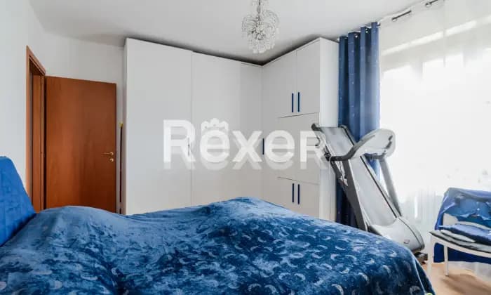 Rexer-Castelraimondo-Ampio-e-spazioso-appartamento-con-spazio-esterno-CAMERA-DA-LETTO