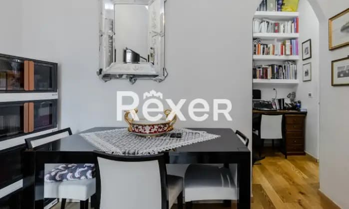 Rexer-Milano-Porta-Romana-Bilocale-ristrutturato-con-balcone-e-cantina-Cucina