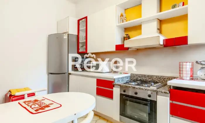 Rexer-Milano-Trilocale-da-ristrutturare-mq-al-primo-ed-ultimo-piano-Cucina