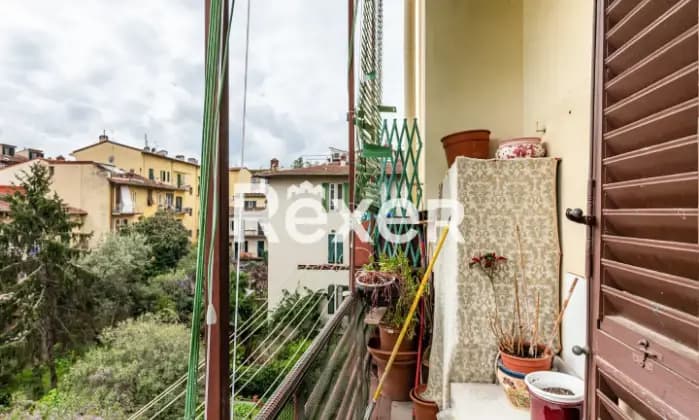 Rexer-Firenze-Via-delle-Cinque-Giornate-Appartamento-di-vani-oltre-servizi-balconi-e-accessori-Terrazzo