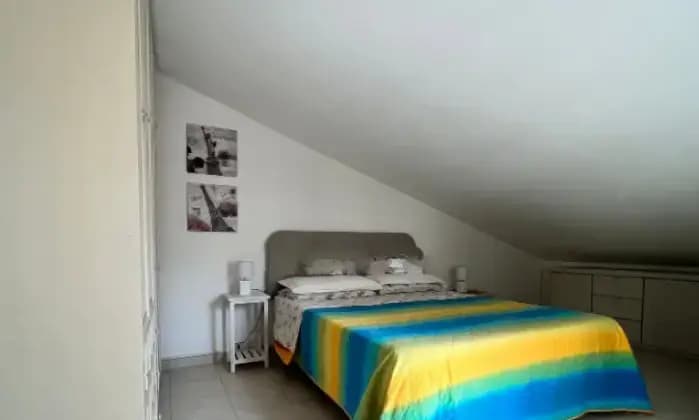 Rexer-Monticiano-Appartamento-su-due-piani-in-vendita-a-Monticiano-CameraDaLetto