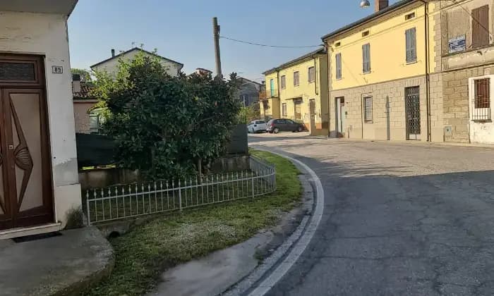 Rexer-Sabbioneta-Casa-singola-in-via-Claudio-Monteverdi-a-Ponteterra-di-Sabbionetta-Giardino