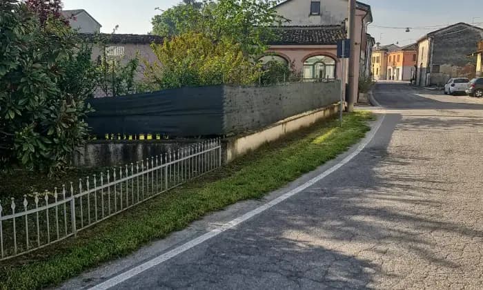 Rexer-Sabbioneta-Casa-singola-in-via-Claudio-Monteverdi-a-Ponteterra-di-Sabbionetta-Terrazzo