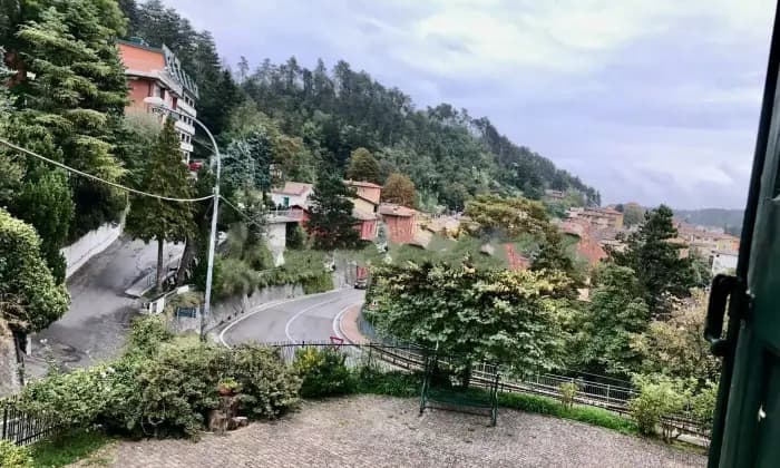Rexer-Loiano-Bilocale-via-Napoleonica-Centro-Loiano-Terrazzo