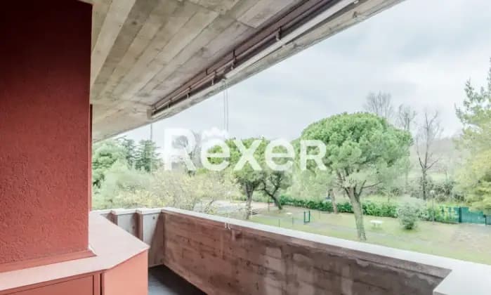 Rexer-Desenzano-del-Garda-Trilocale-ultimo-piano-in-residence-con-piscine-e-campo-da-tennis-Terrazzo