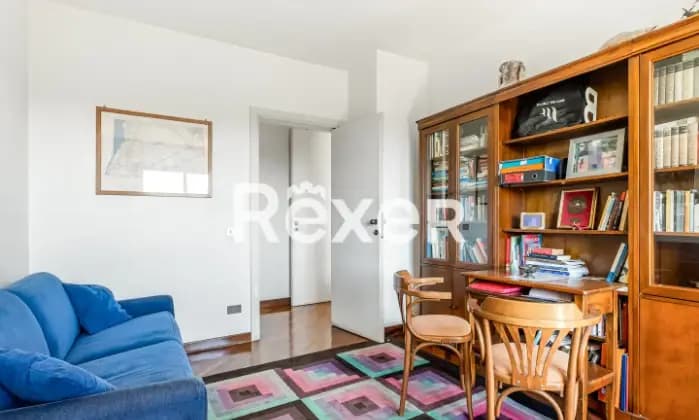 Rexer-Roma-Benedetto-Croce-Montagnola-Appartamento-panoramico-con-box-auto-Altro