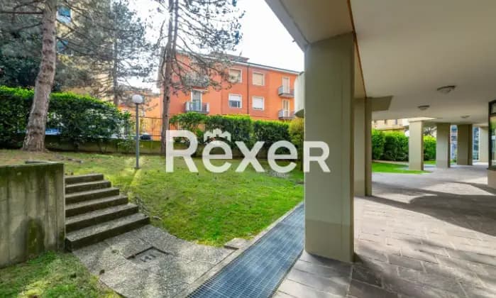 Rexer-Bologna-Bologna-via-Lippo-di-Dalmasio-mq-con-cantina-e-posto-auto-Giardino