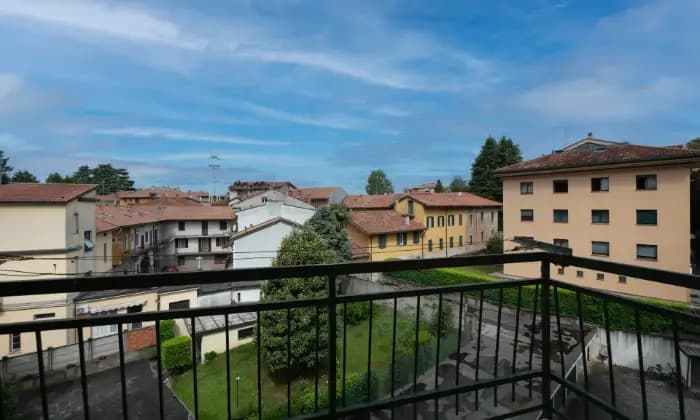 Rexer-Lesmo-Vendesi-appartamento-in-Via-Marconi-a-LESMO-Terrazzo