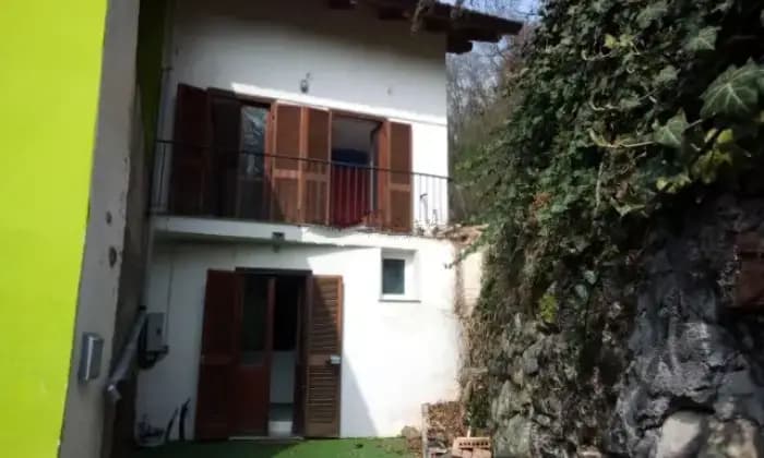Rexer-Rivara-Casa-di-paese-in-vendita-in-via-Martin-Vincenzo-Rivara-Terrazzo