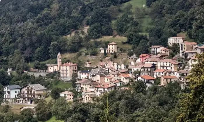 Rexer-Bellano-Casalecascina-in-vendita-in-frazione-Mornico-Giardino