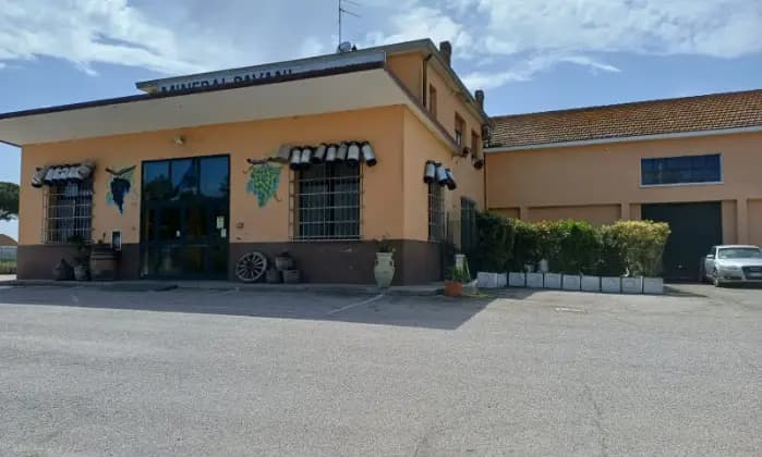 Rexer-Comacchio-Immobile-in-Strada-Statale-Romea-a-San-Giuseppe-di-Comacchio-Garage
