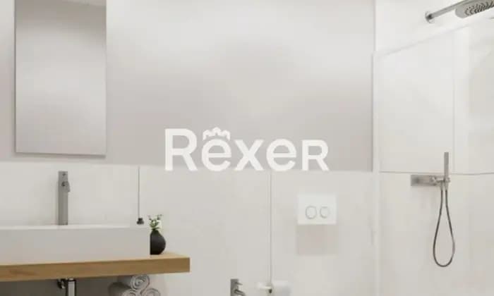 Rexer-Sanremo-Appartamento-duplex-con-patio-Bagno