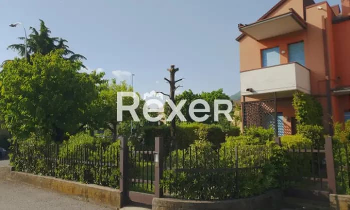 Rexer-Bovezzo-Monolocale-con-giardino-privato-e-box-auto-Terrazzo