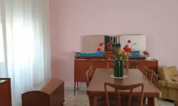 Rexer-Simeri-Crichi-Appartamento-in-vendita-in-via-Gioacchino-Murat-Salone