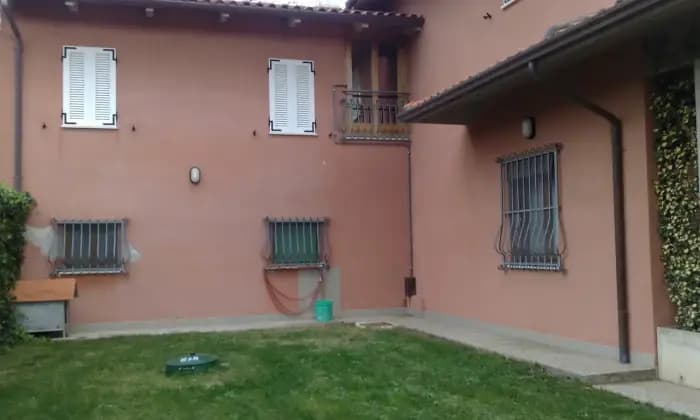 Rexer-Sassoferrato-Casa-indipendente-con-giardino-GIARDINO