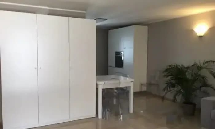 Rexer-Bari-Attico-arredato-con-terrazzo-CUCINA