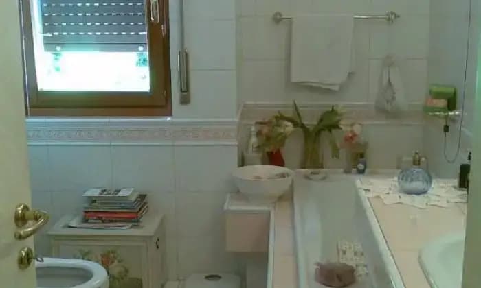 Rexer-Desenzano-del-Garda-VILLA-BIFAMILIARE-CENTRALISSIMA-BAGNO